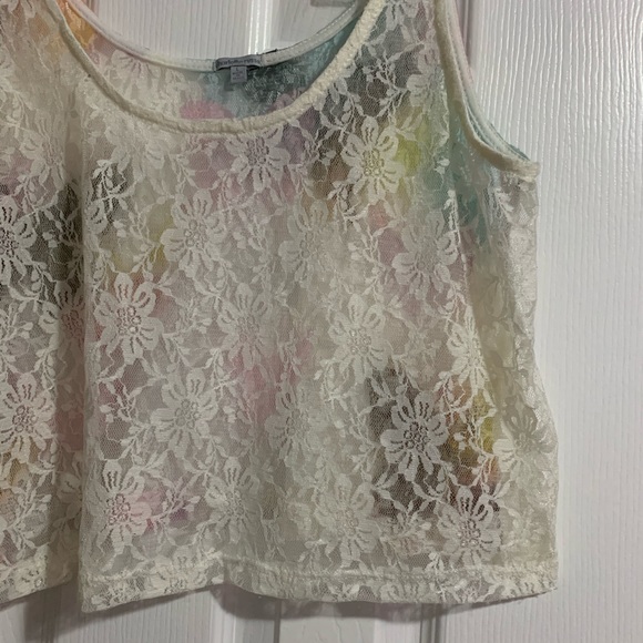 3 for $15 Charlotte Russe White Lace Crop Top - Picture 4 of 7